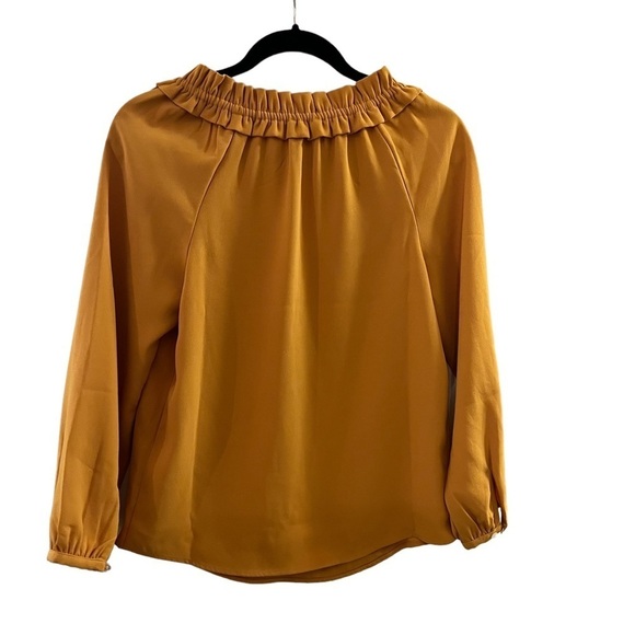 J Crew Long Sleeved Mustard Yellow Accordion Collar Split Neck Blouse - Picture 3 of 3